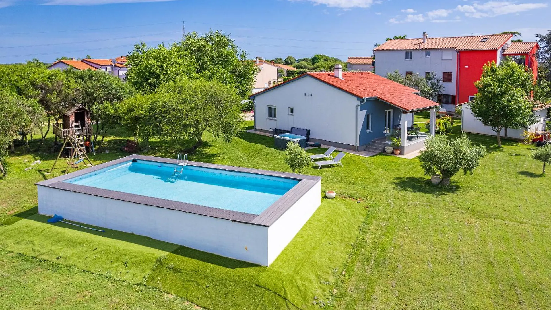 Holiday House Mirna With Swimming Pool And Jacuzzi Pula Semesterbostad
